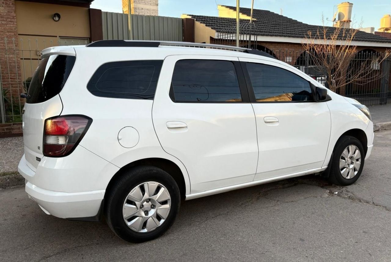 Chevrolet Spin Usado Financiado en Córdoba, deRuedas