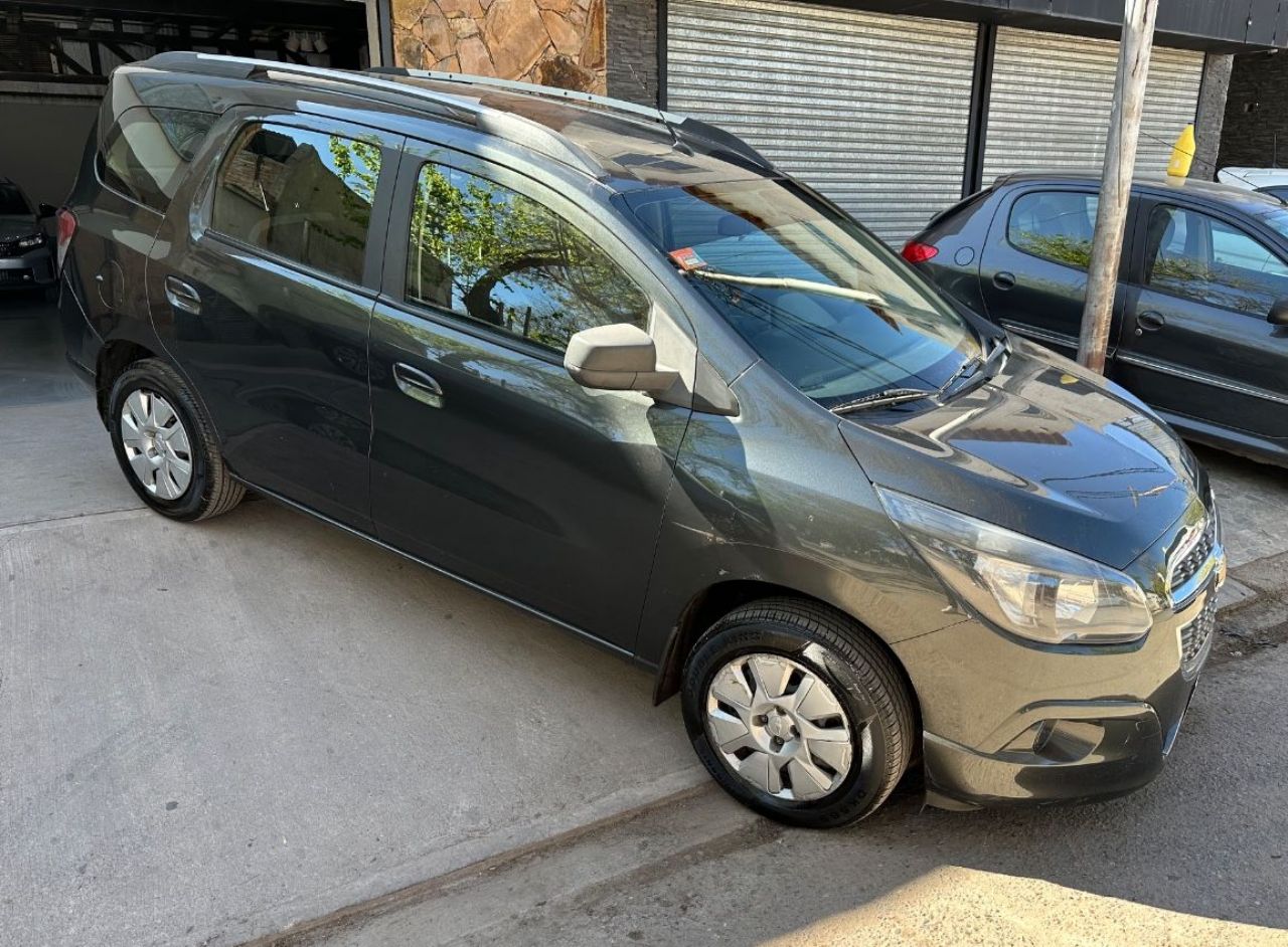 Chevrolet Spin Usado Financiado en Mendoza, deRuedas