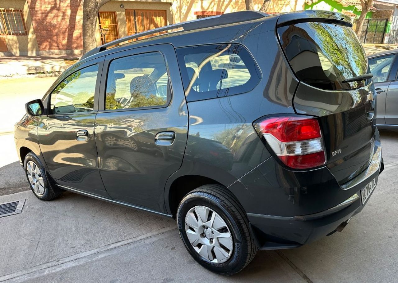 Chevrolet Spin Usado Financiado en Mendoza, deRuedas