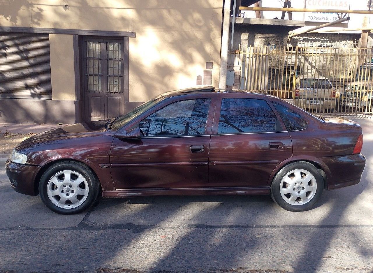 Chevrolet Vectra Usado en Mendoza, deRuedas