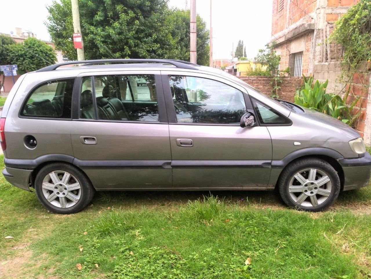Chevrolet Zafira Usado en Córdoba, deRuedas