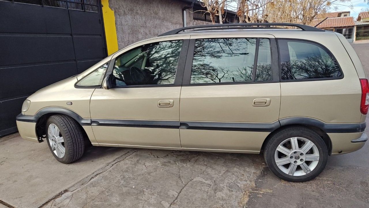 Chevrolet Zafira Usado en Mendoza, deRuedas