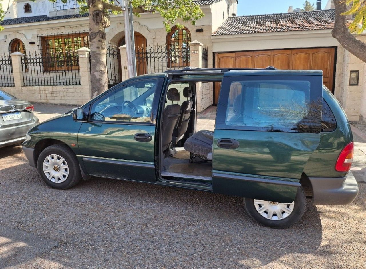 Chrysler Caravan Usado en Mendoza, deRuedas