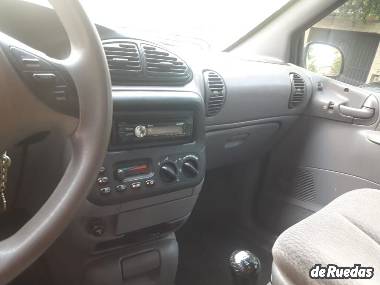 Chrysler Caravan Usado en Buenos Aires, deRuedas