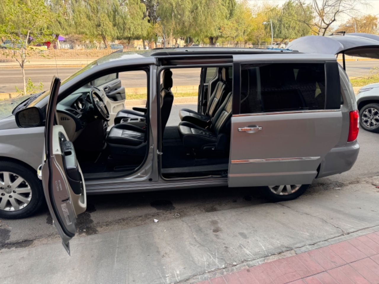 Chrysler Grand Caravan Usado en Mendoza, deRuedas