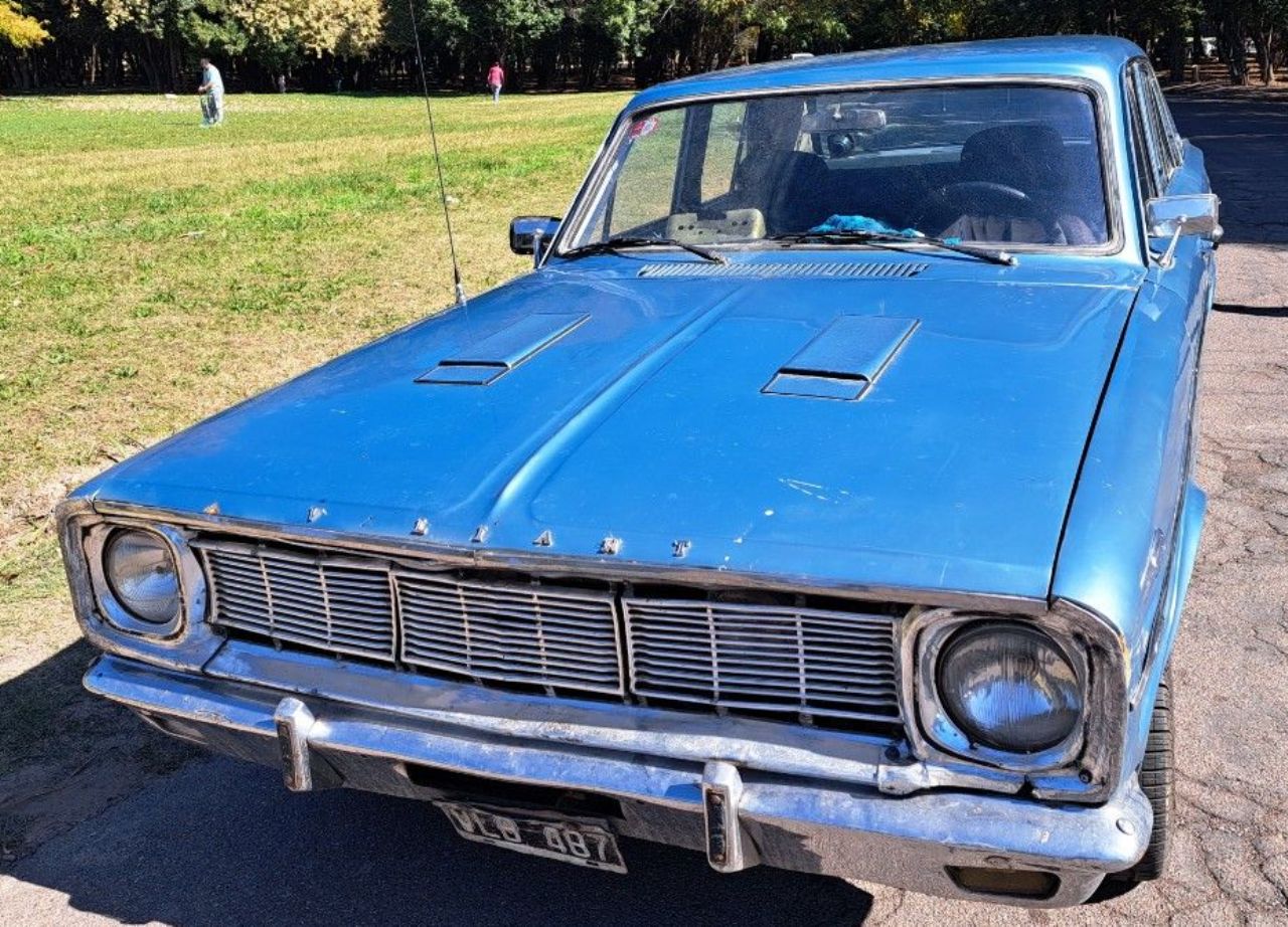 Chrysler Valiant Usado en Mendoza, deRuedas