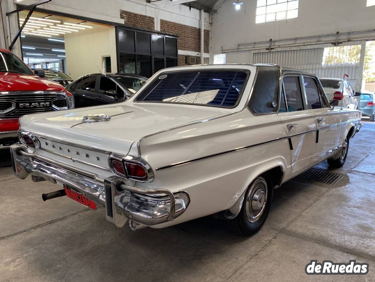 Chrysler Valiant Usado en Mendoza, deRuedas