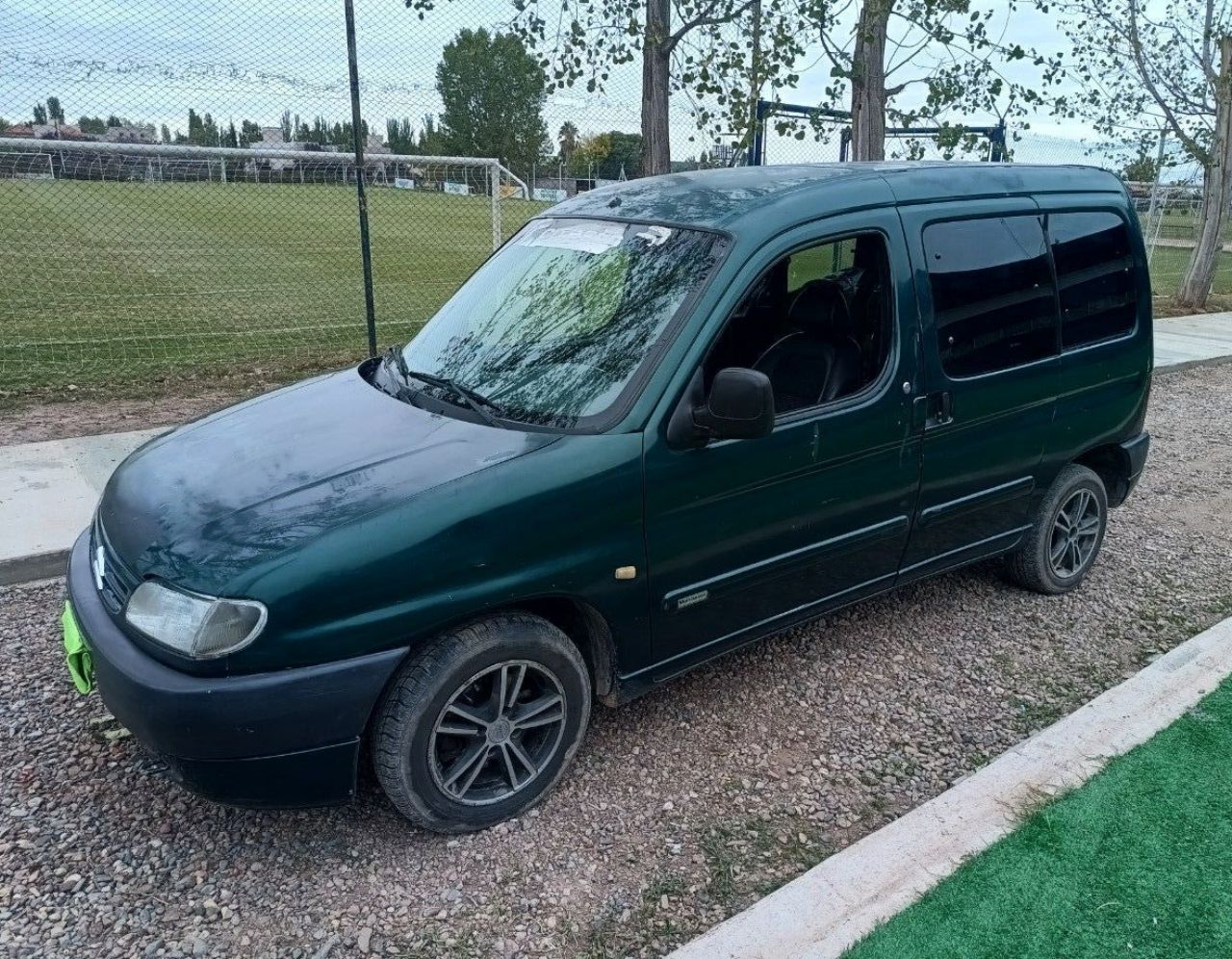 Citroen Berlingo Usada en Mendoza, deRuedas