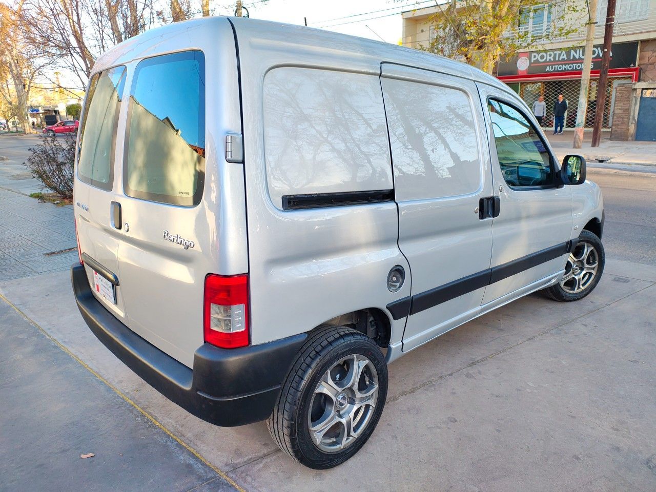 Citroen Berlingo Usada en Mendoza, deRuedas