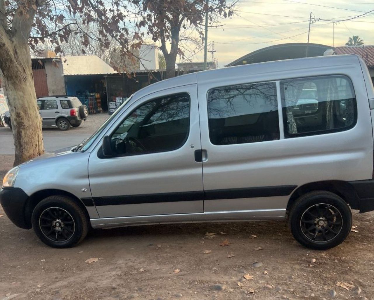 Citroen Berlingo Usada Financiado en Mendoza, deRuedas