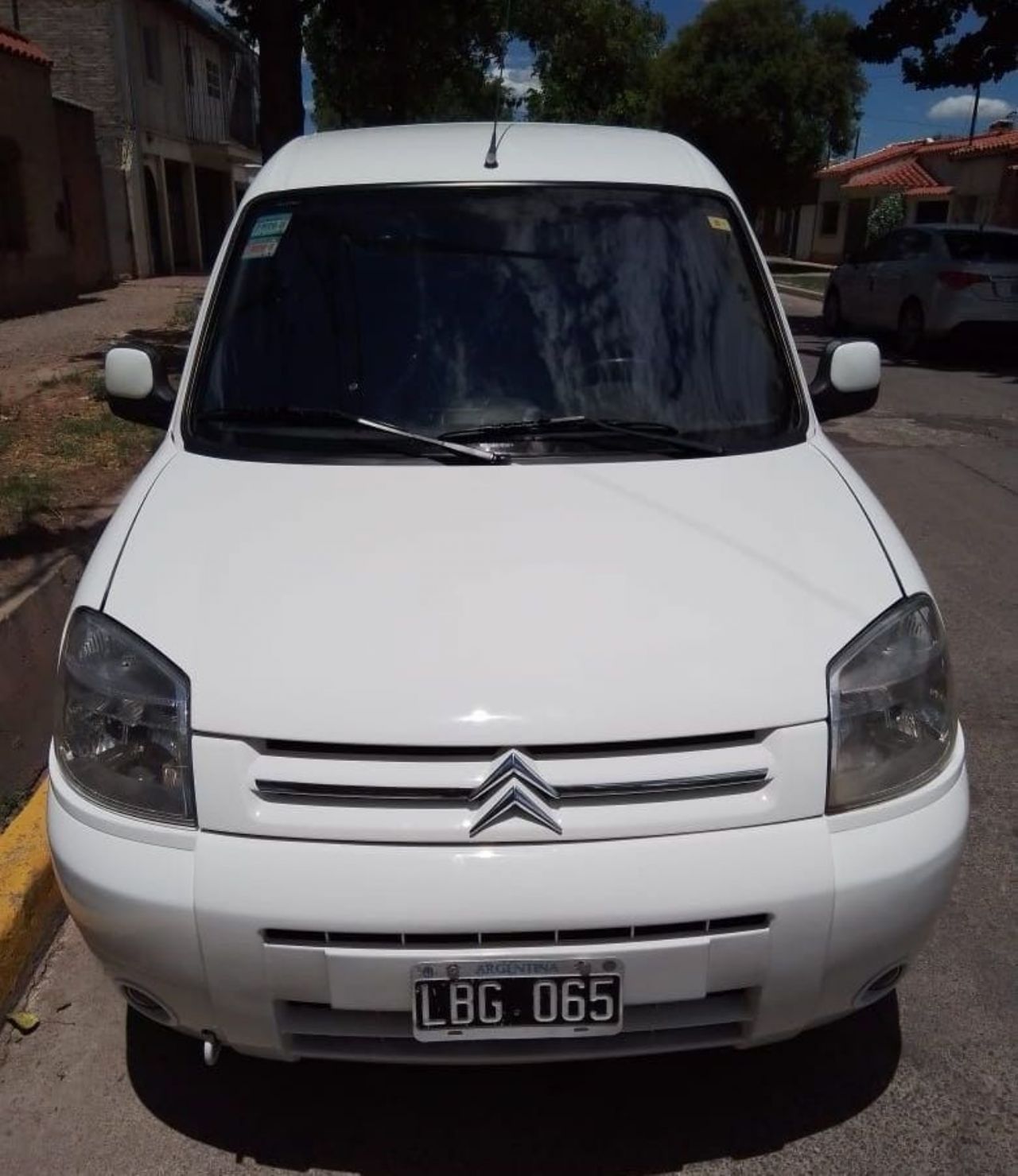Citroen Berlingo Usada en Mendoza, deRuedas