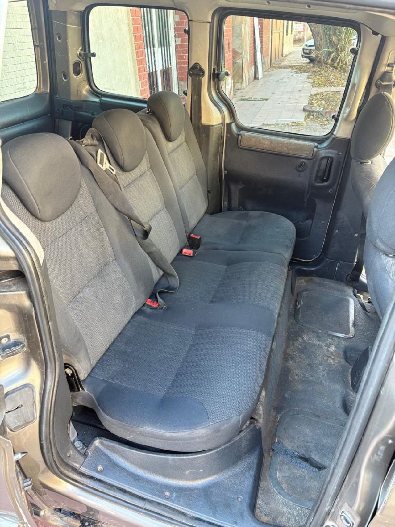 Citroen Berlingo Usada en Mendoza, deRuedas