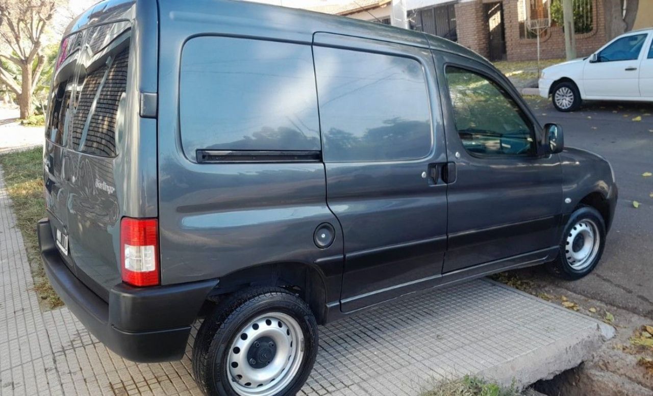 Citroen Berlingo Usada en Mendoza, deRuedas