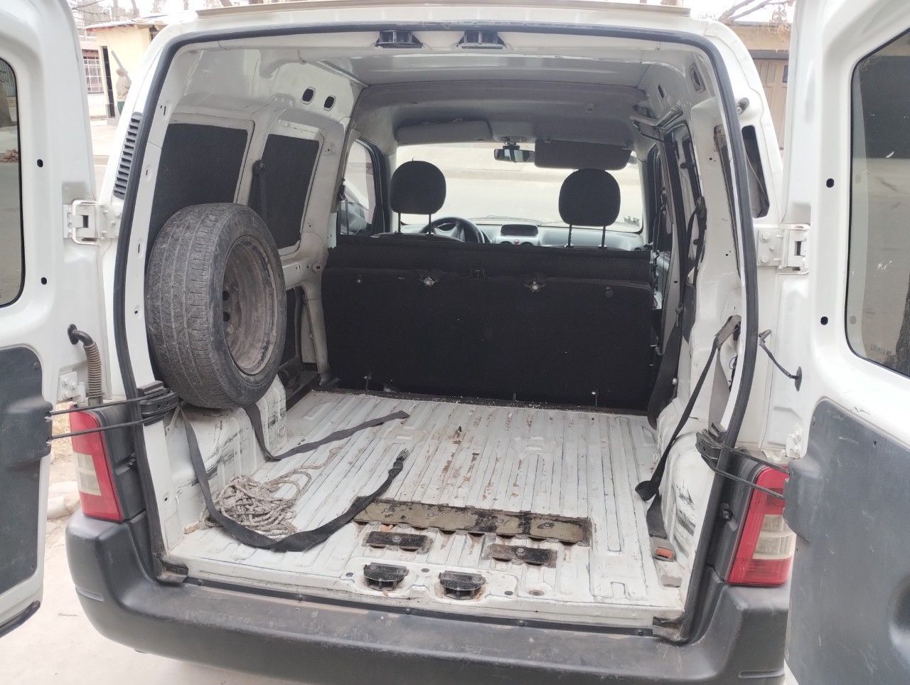 Citroen Berlingo Usada en Mendoza, deRuedas