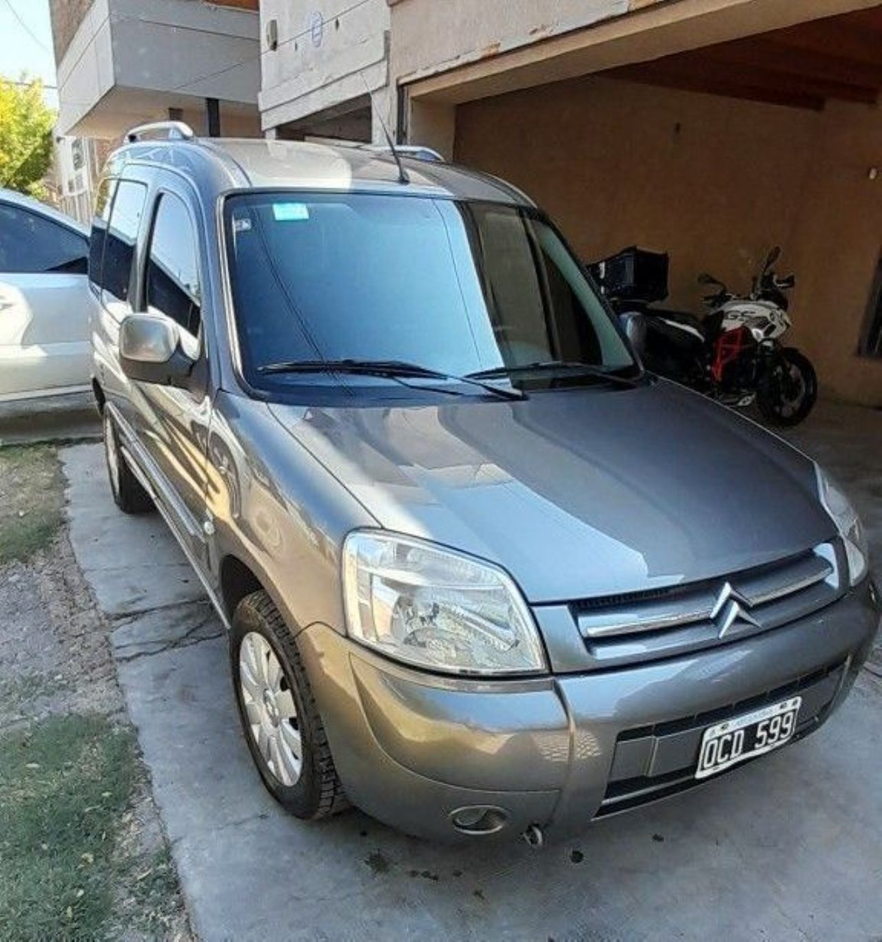 Citroen Berlingo Usada en San Juan, deRuedas