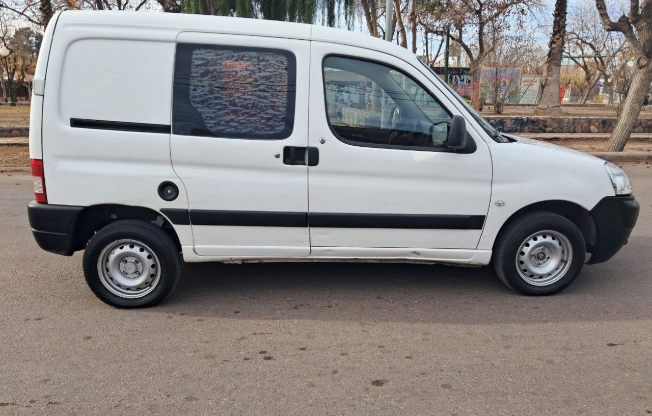 Citroen Berlingo Usada Financiado en Mendoza, deRuedas