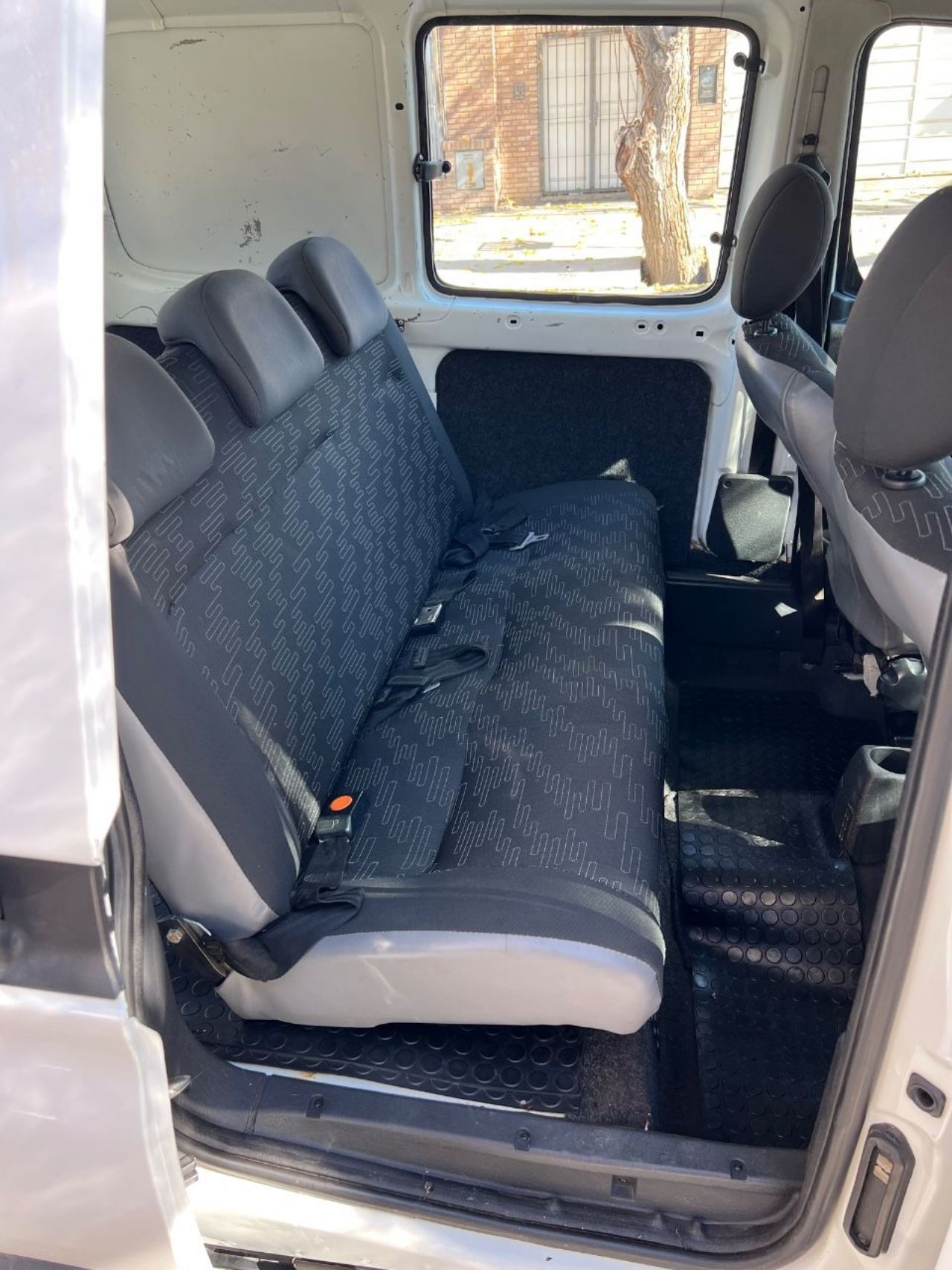 Citroen Berlingo Usada en Mendoza, deRuedas