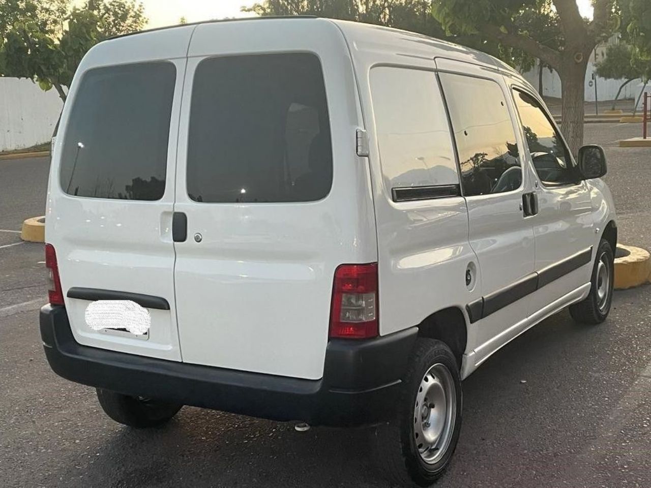 Citroen Berlingo Usada en Mendoza, deRuedas