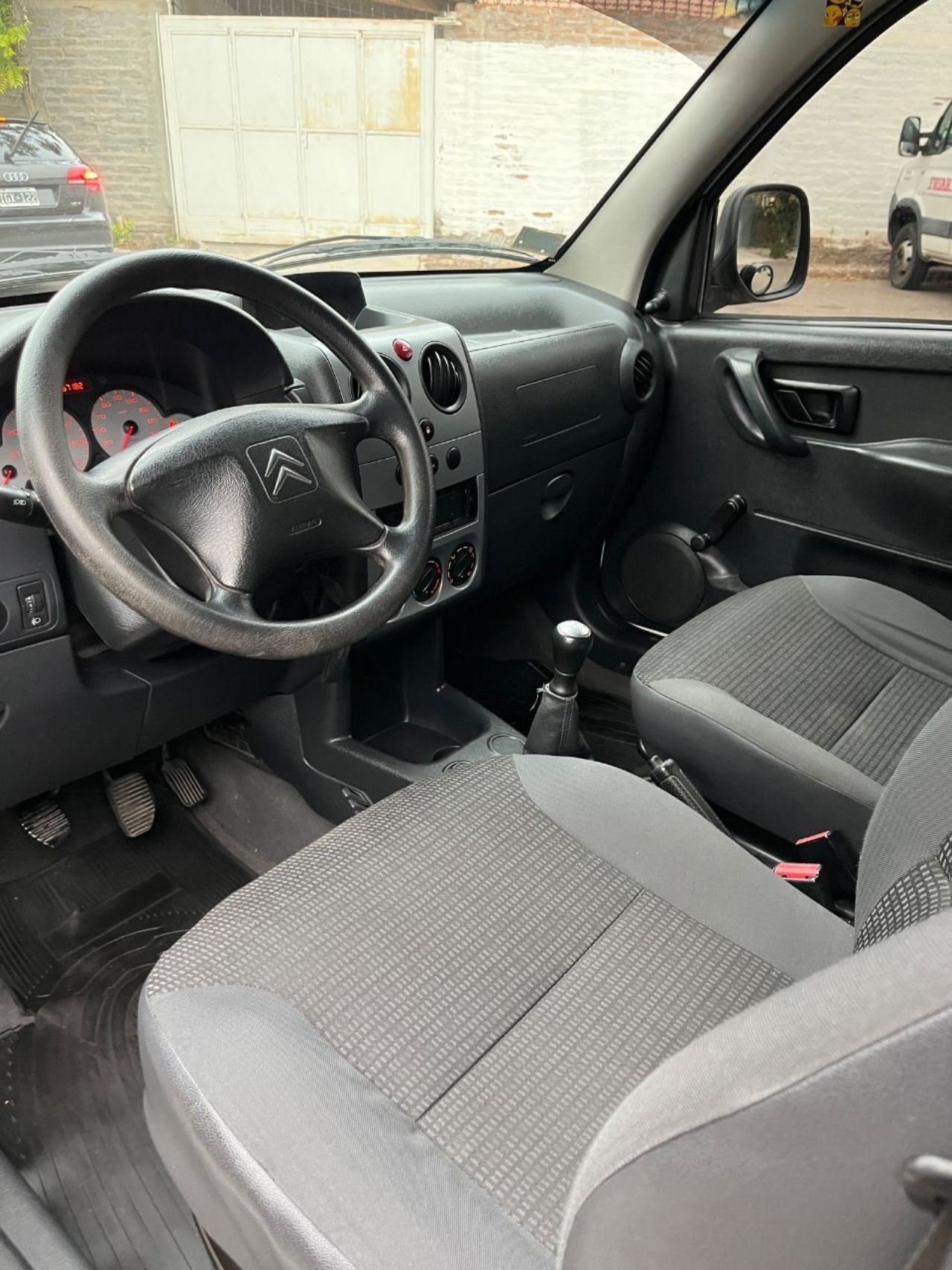 Citroen Berlingo Usada en Mendoza, deRuedas