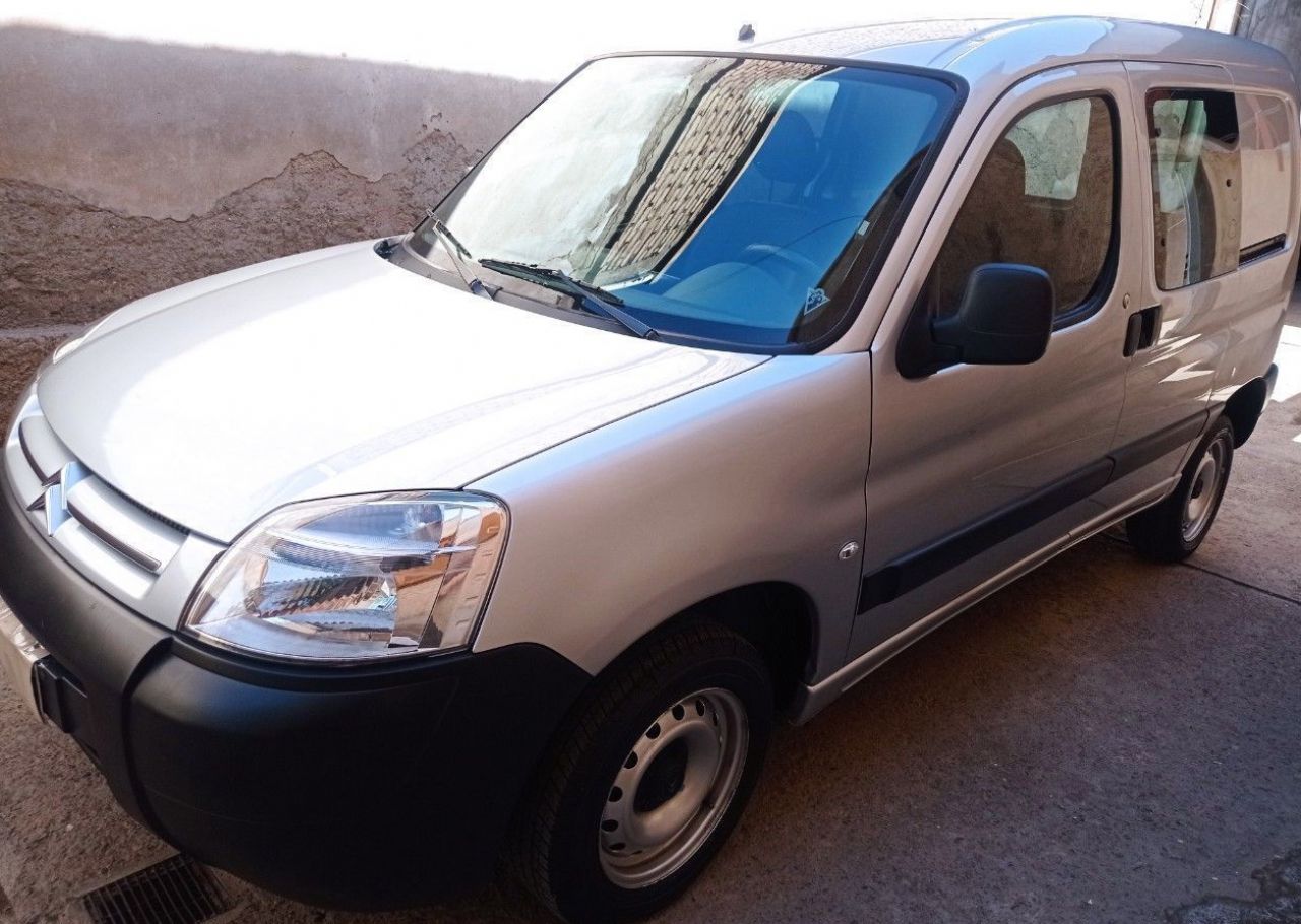 Citroen Berlingo Usada en Mendoza, deRuedas