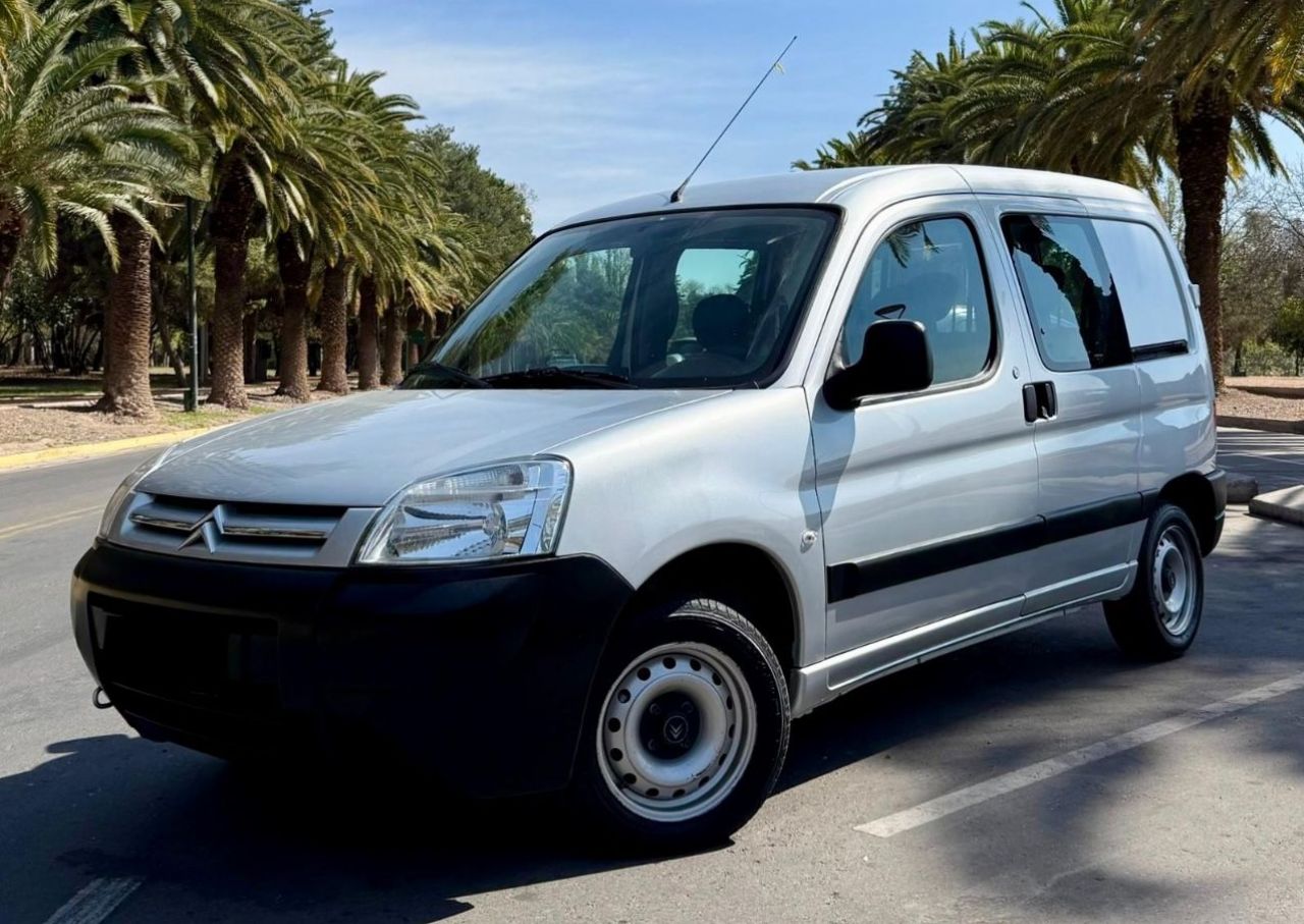 Citroen Berlingo Usada Financiado en Mendoza, deRuedas