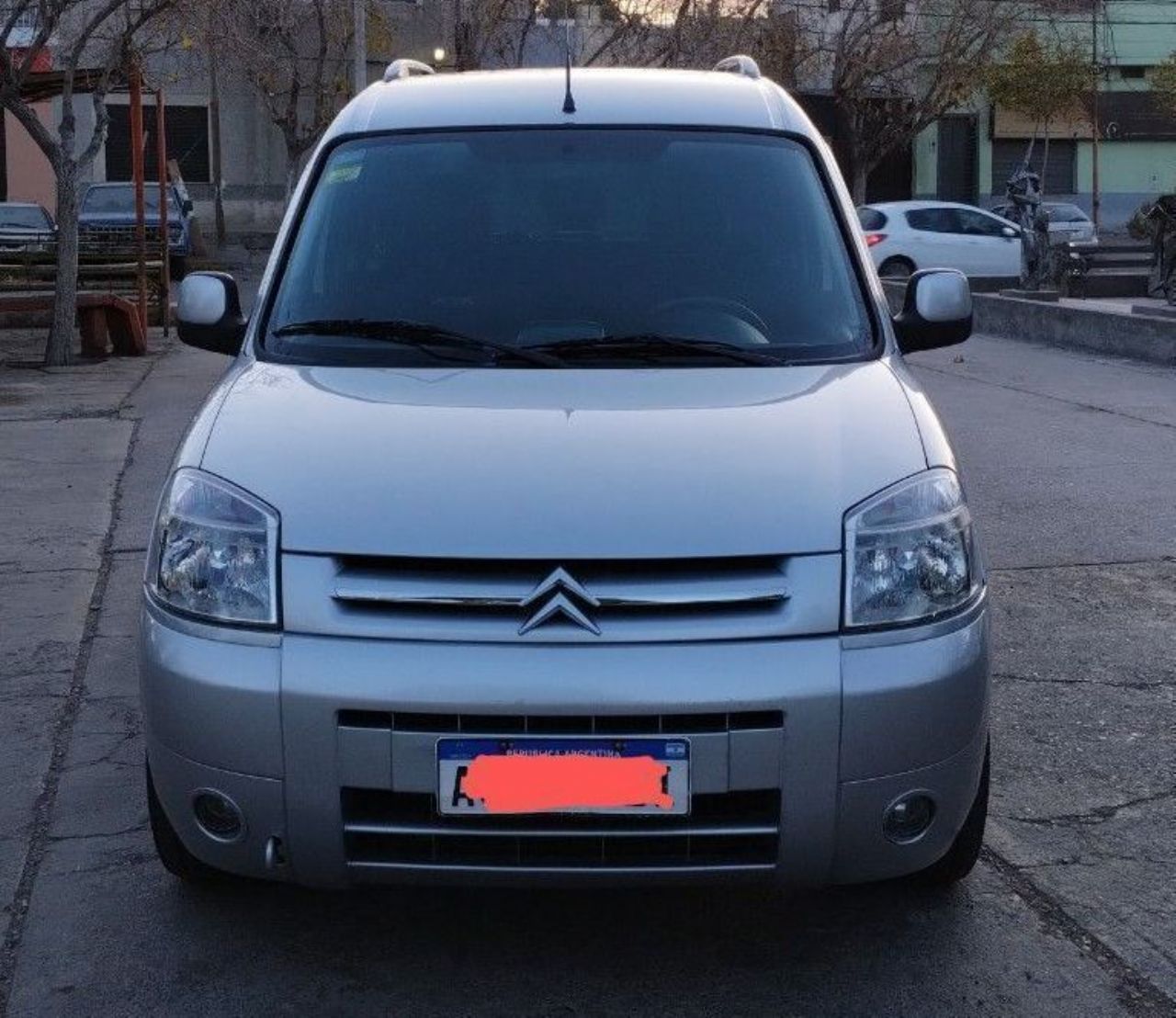Citroen Berlingo Usada en San Juan, deRuedas