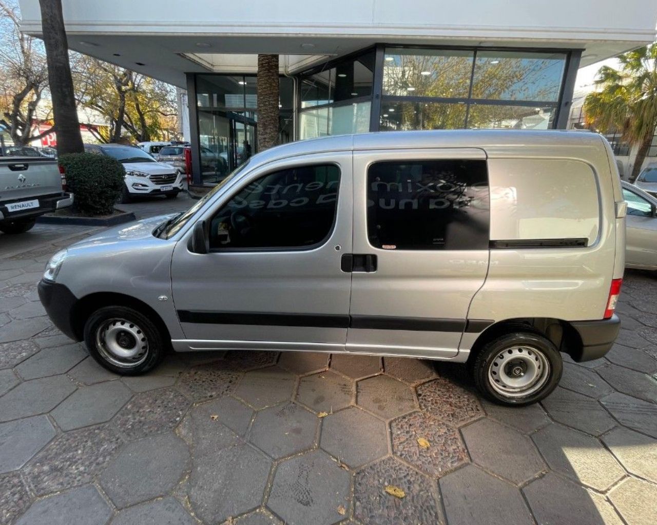 Citroen Berlingo Usada en Mendoza, deRuedas
