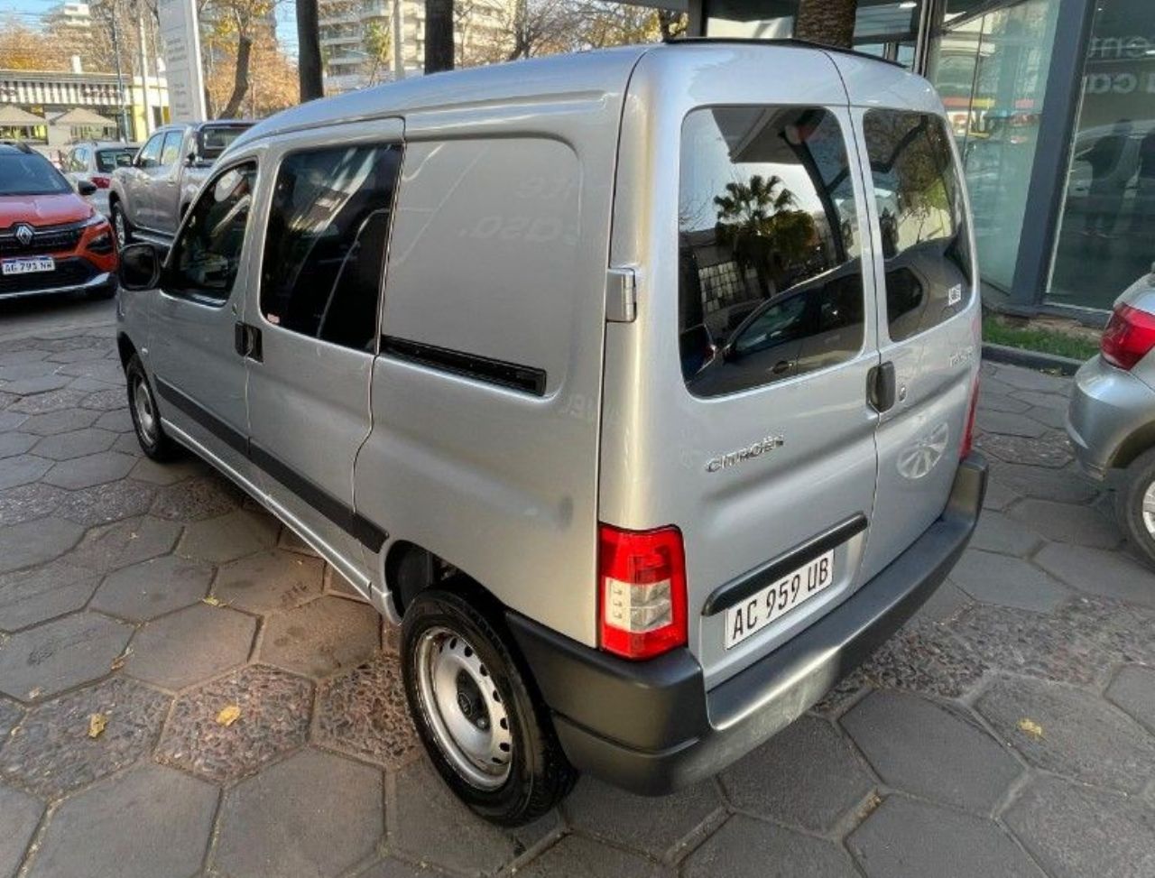 Citroen Berlingo Usada en Mendoza, deRuedas