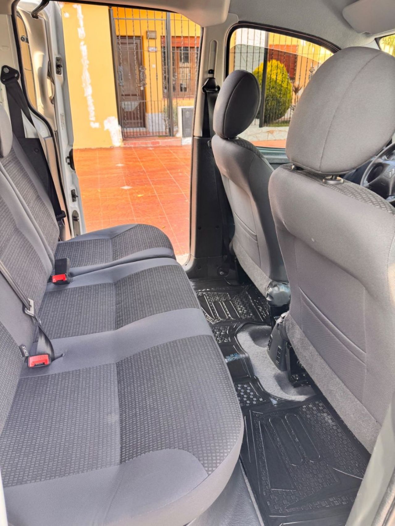 Citroen Berlingo Usada en Mendoza, deRuedas