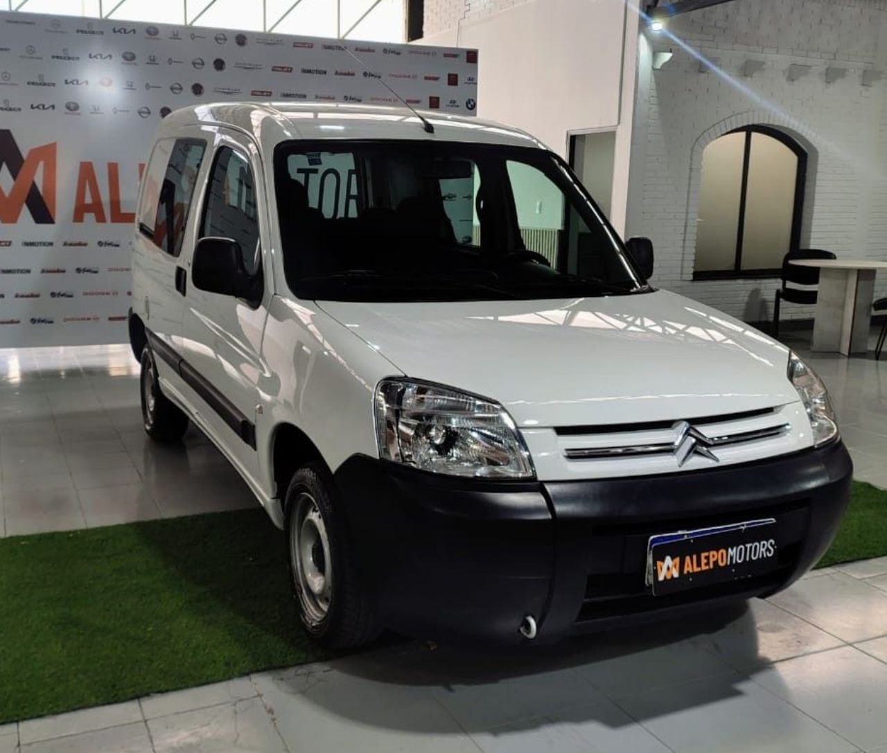 Citroen Berlingo Usada Financiado en Mendoza, deRuedas