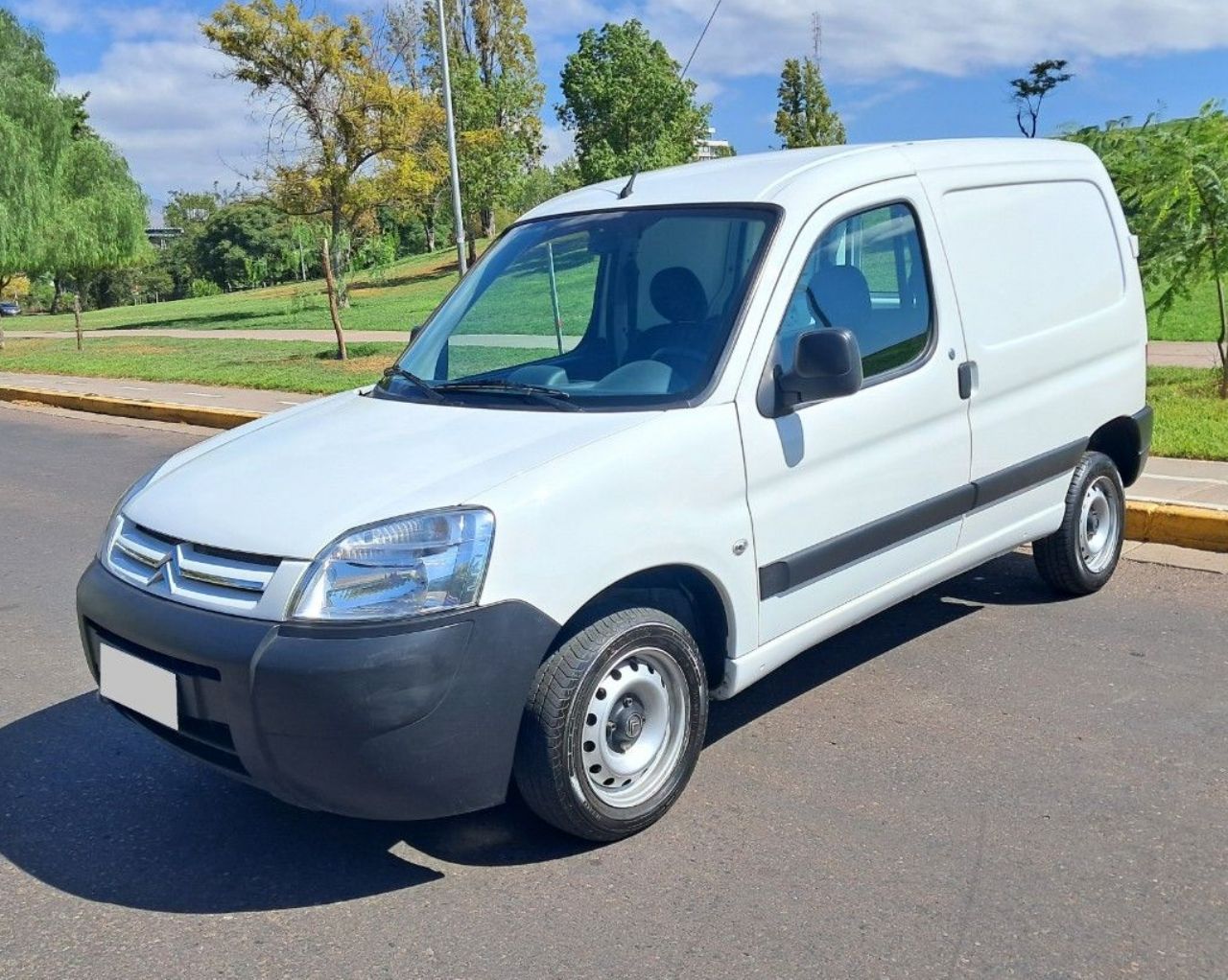 Citroen Berlingo Usada en Mendoza, deRuedas