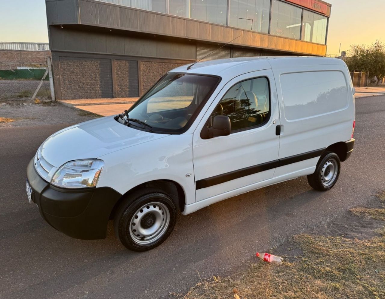 Citroen Berlingo Usada Financiado en San Juan, deRuedas