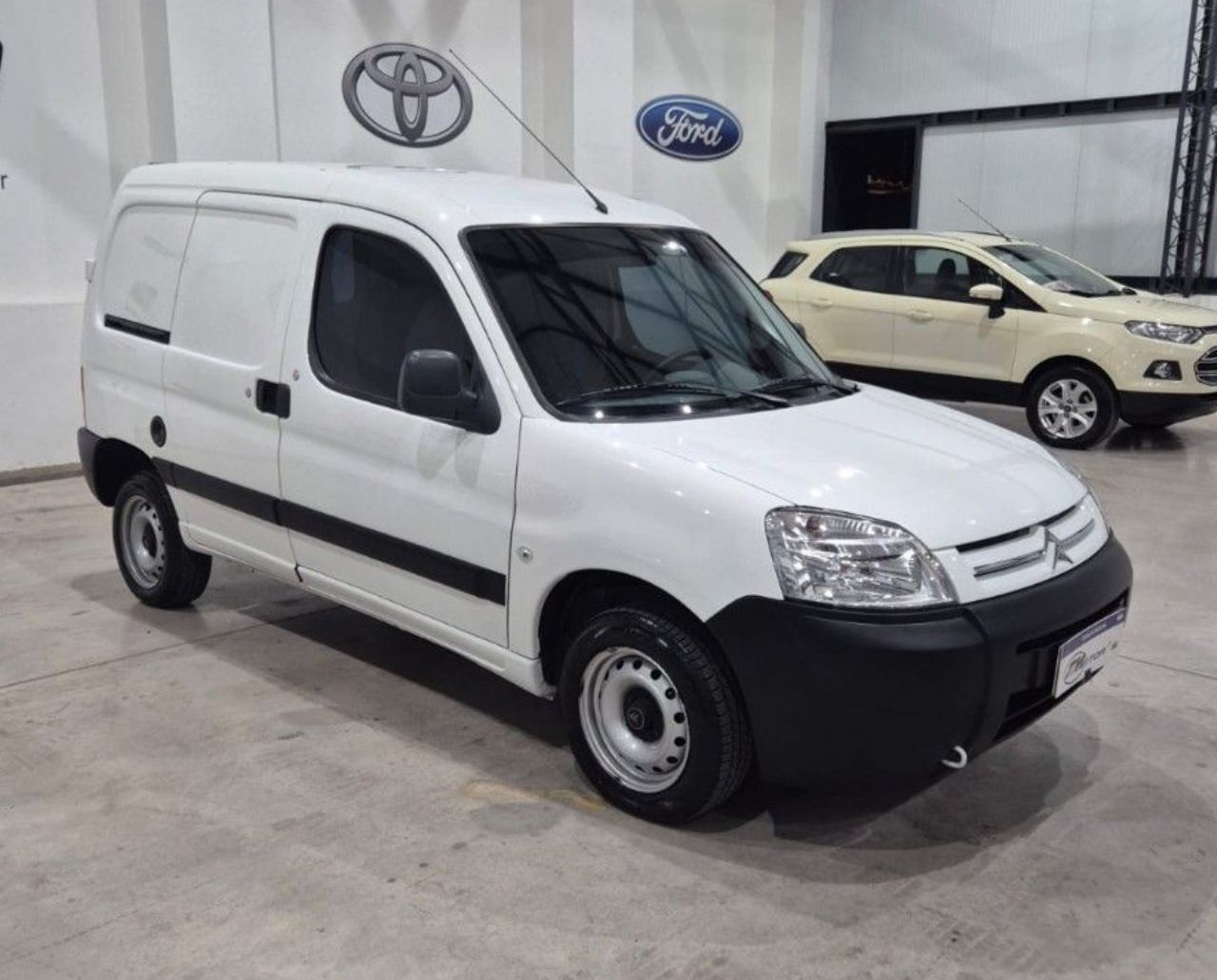 Citroen Berlingo Usada en Mendoza, deRuedas