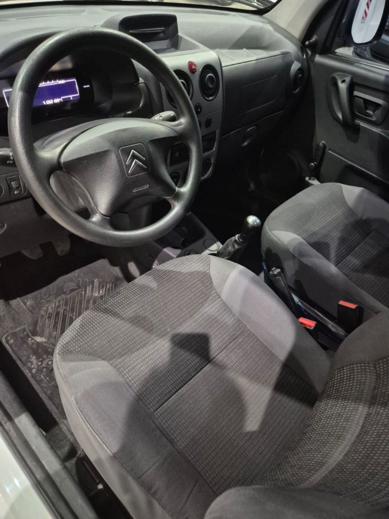 Citroen Berlingo Usada en Mendoza, deRuedas