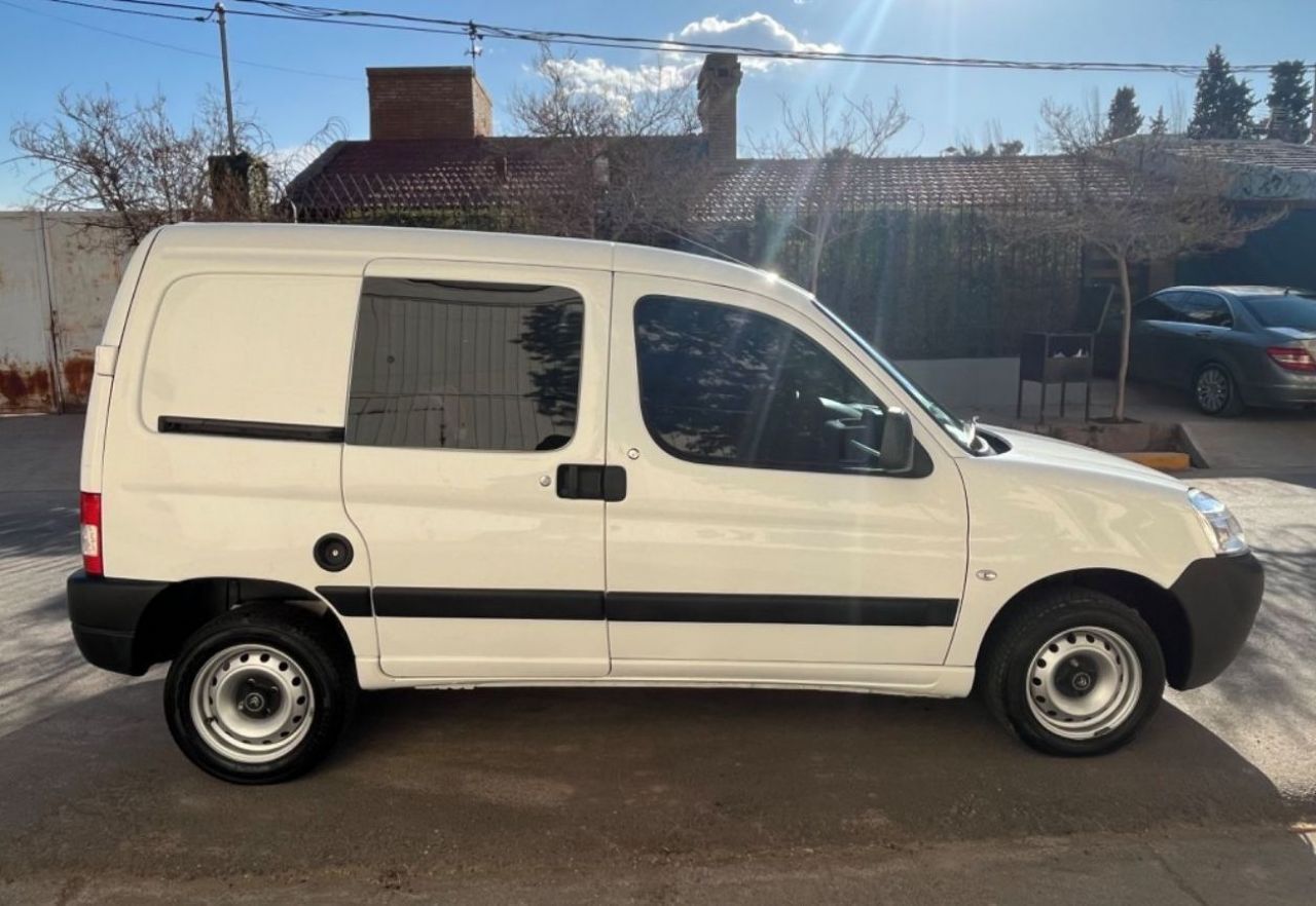 Citroen Berlingo Usada en Mendoza, deRuedas
