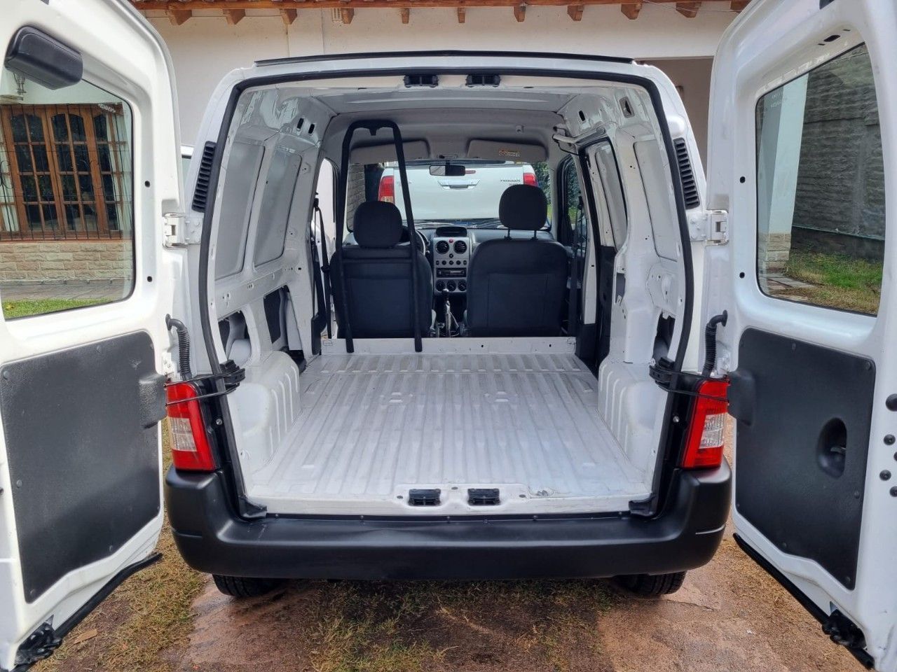 Citroen Berlingo Usada en Mendoza, deRuedas