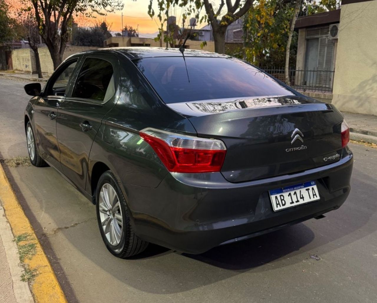 Citroen C-Elysee Usado en Mendoza, deRuedas