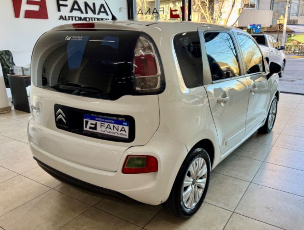 Citroen C3 Picasso Usado Financiado en Mendoza, deRuedas