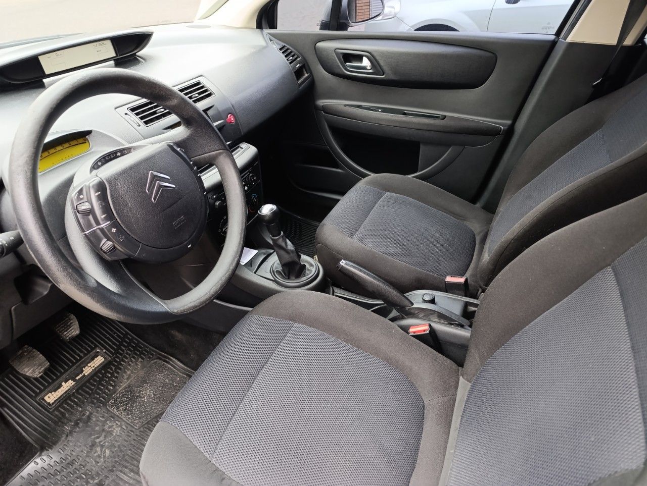 Citroen C4 Usado Financiado en Mendoza, deRuedas