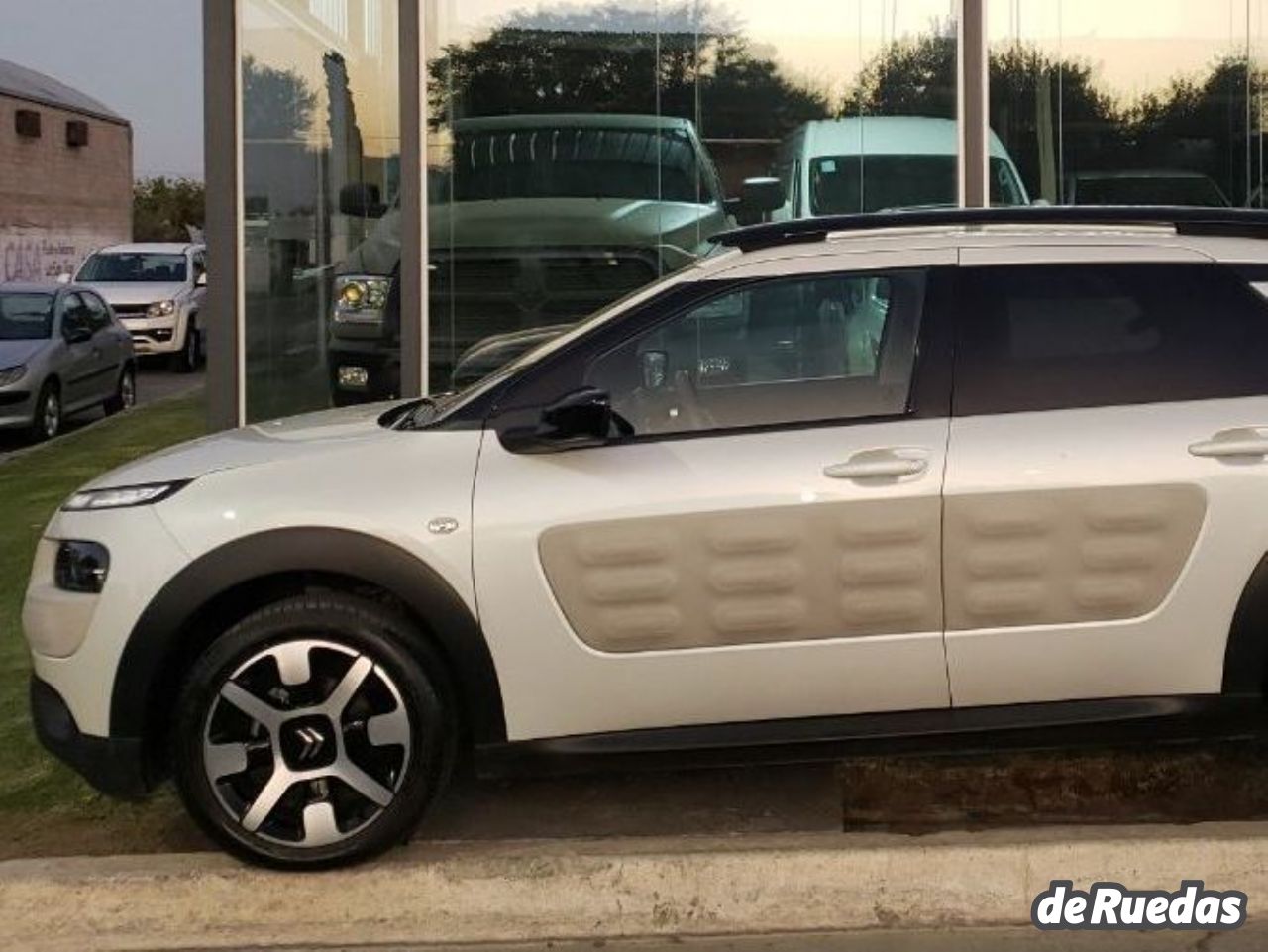 Citroen C4 Cactus Usado en San Juan, deRuedas