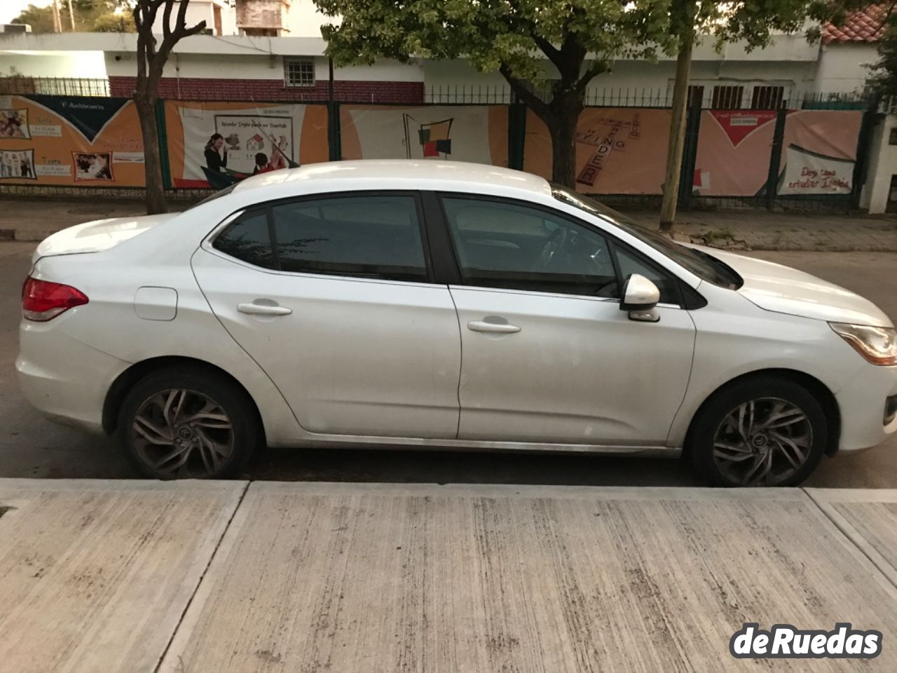 Citroen C4 Lounge Usado en Córdoba, deRuedas