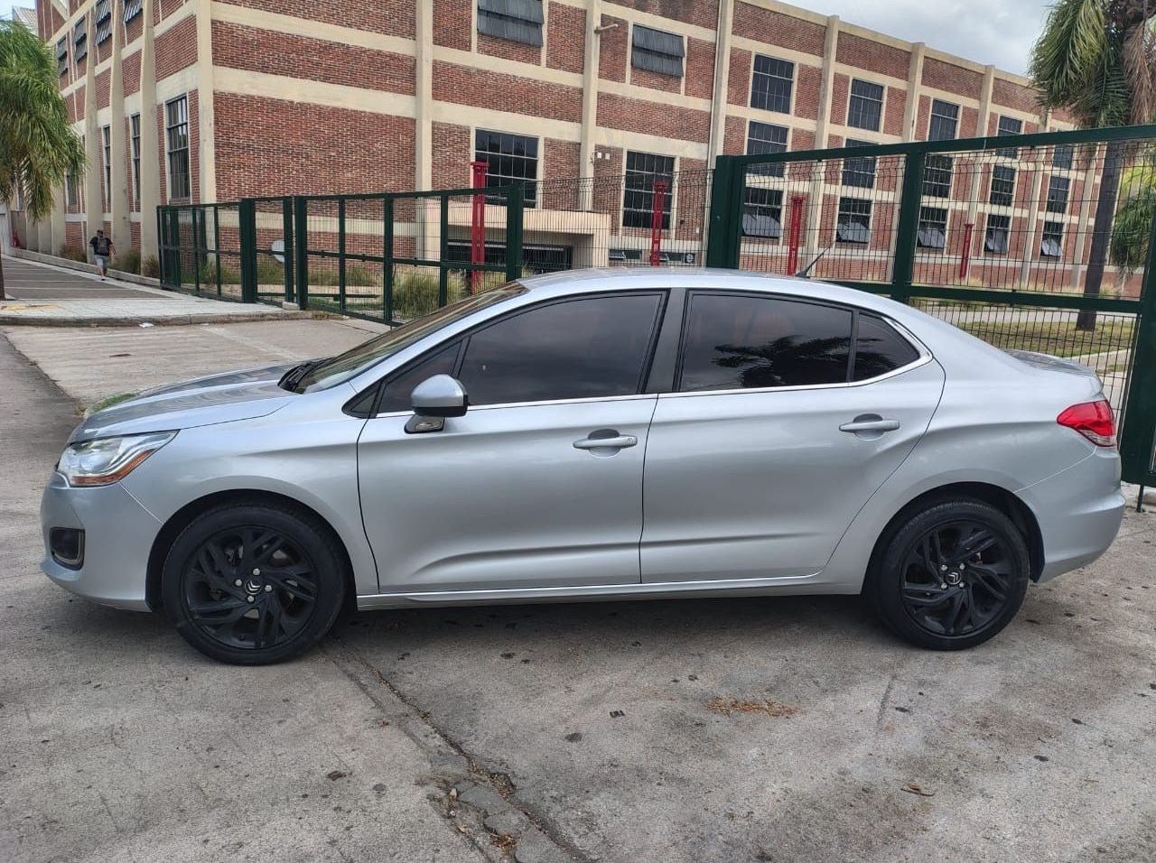 Citroen C4 Lounge Usado Financiado en Córdoba, deRuedas
