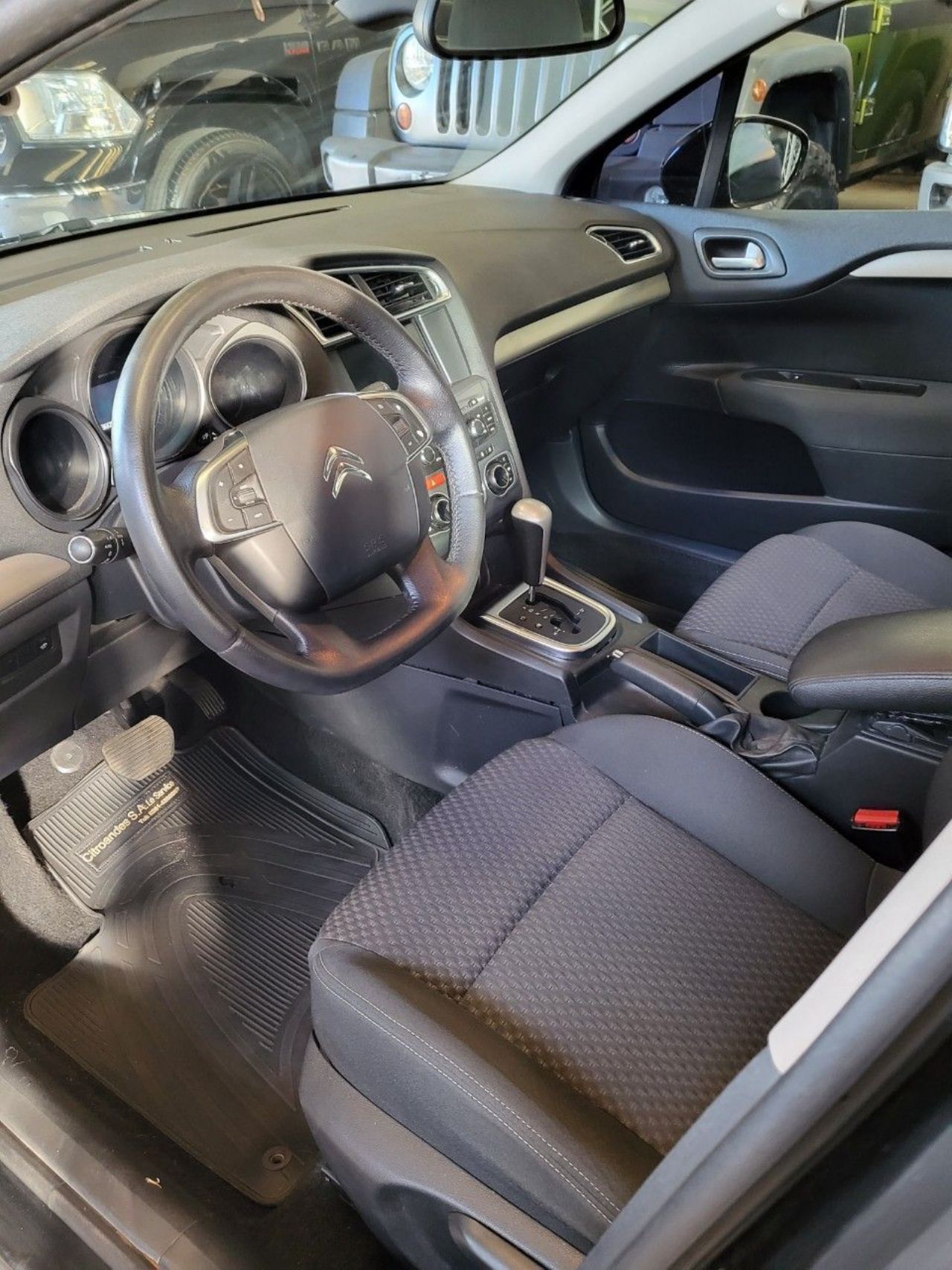 Citroen C4 Lounge Usado en Mendoza, deRuedas