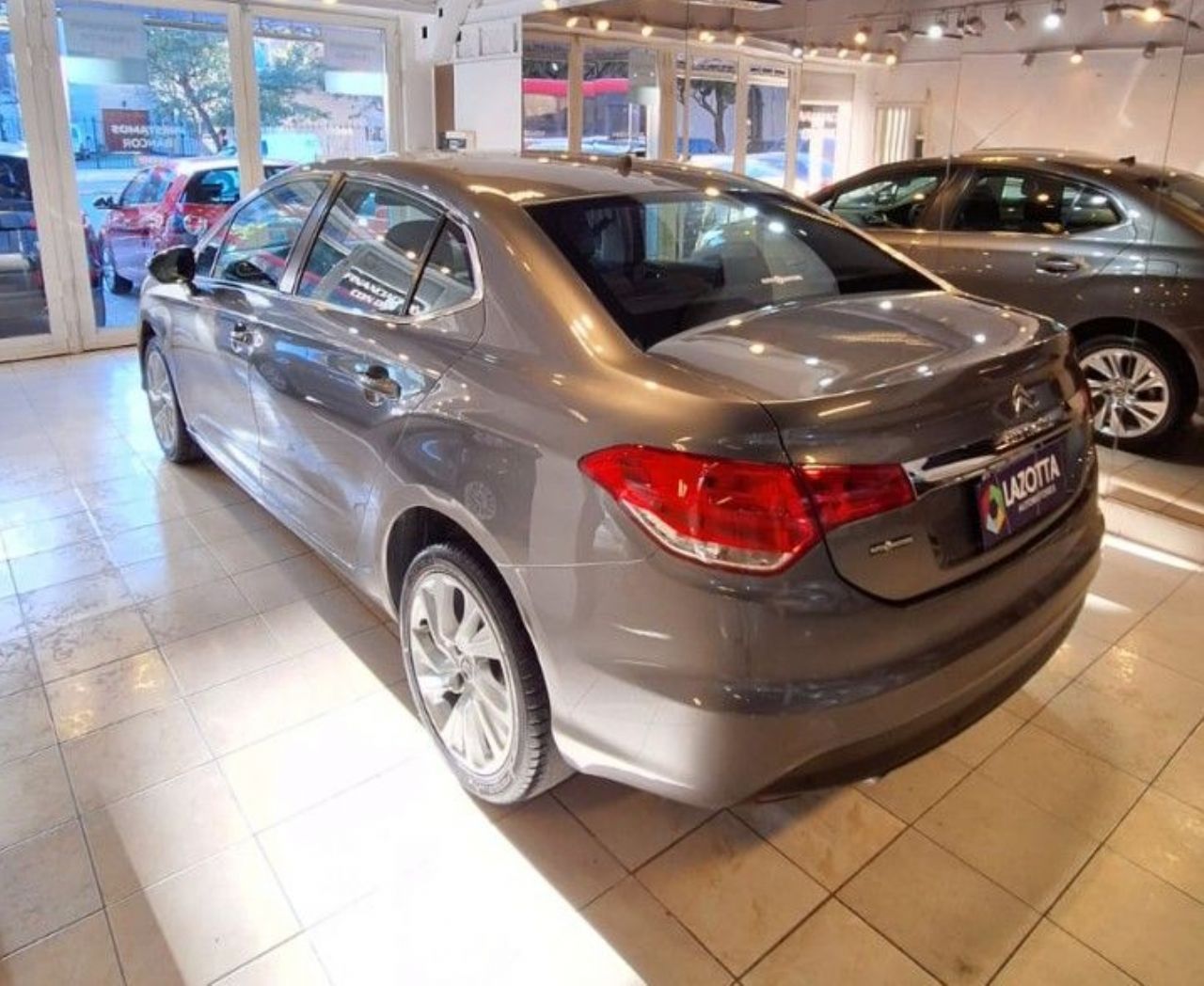 Citroen C4 Lounge Usado Financiado en Córdoba, deRuedas