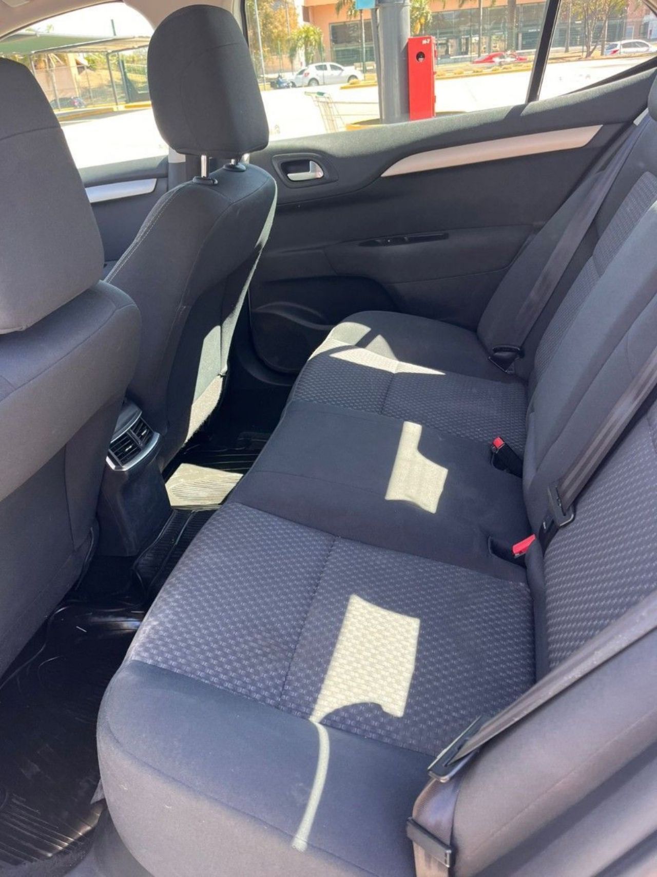 Citroen C4 Lounge Usado Financiado en Córdoba, deRuedas