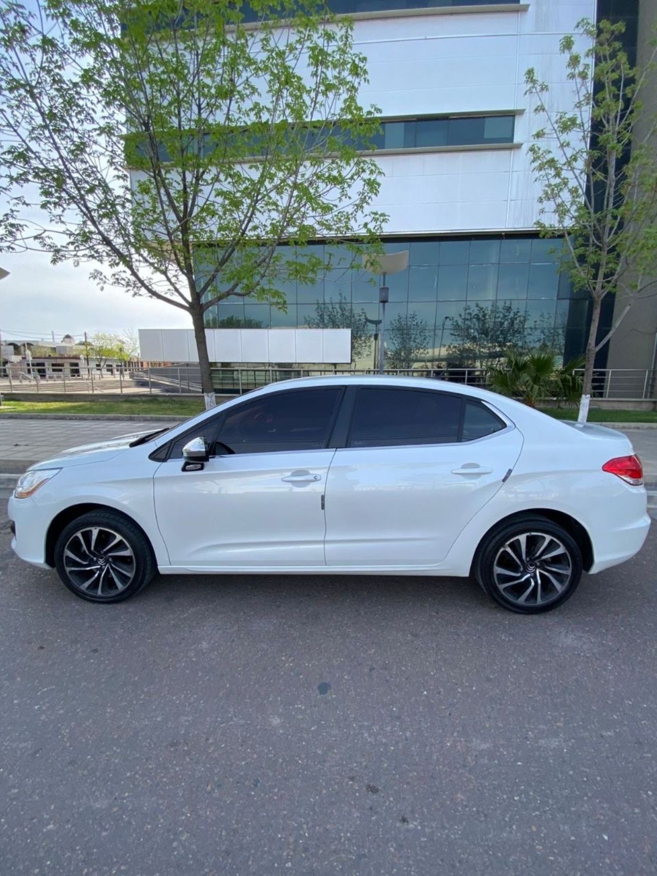 Citroen C4 Lounge Usado en Mendoza, deRuedas