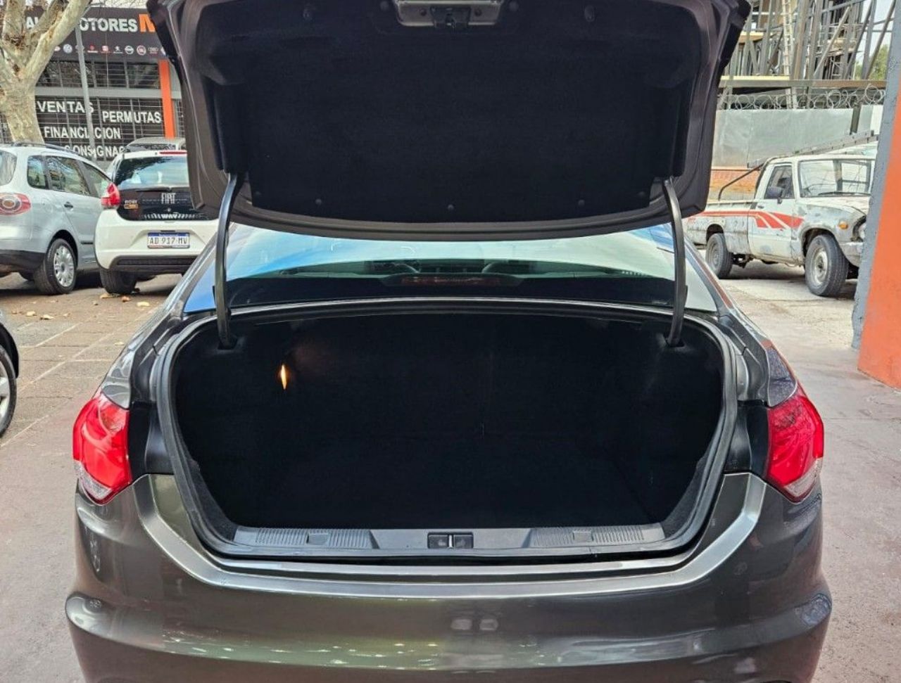 Citroen C4 Lounge Usado en Mendoza, deRuedas