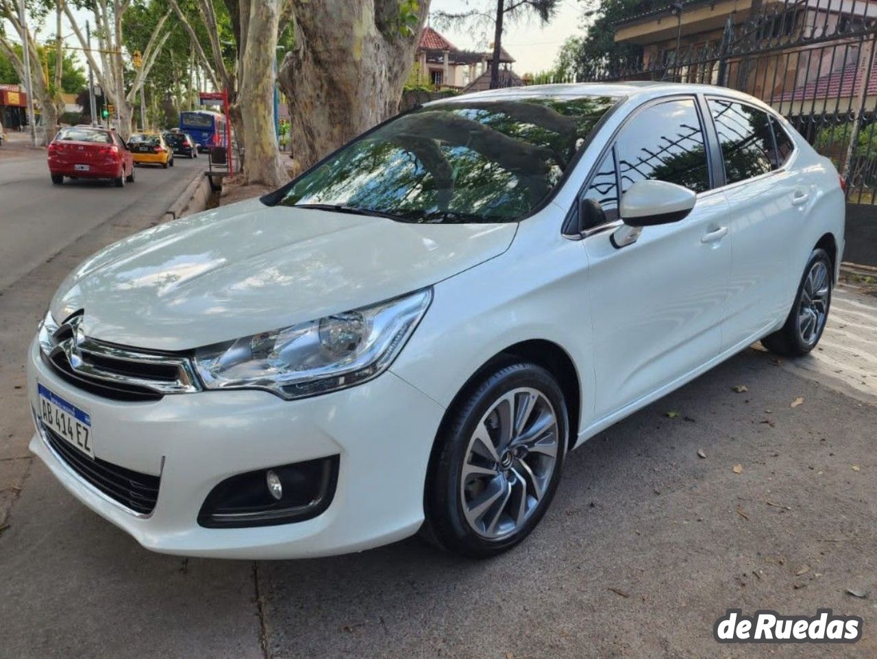 Citroen C4 Lounge Usado en Mendoza, deRuedas