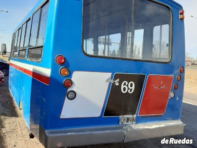 Colectivo Iveco Usado en Mendoza, deRuedas