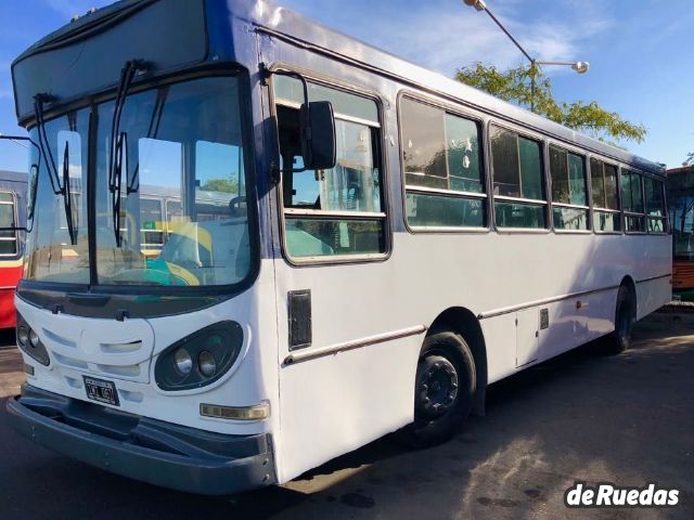 Colectivo Mercedes Benz Usado en Mendoza, deRuedas